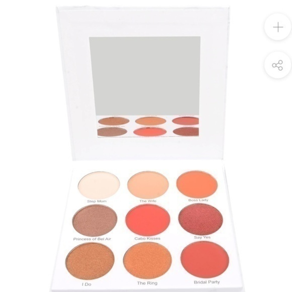 #Give them LALA beauty Grown Women Palette